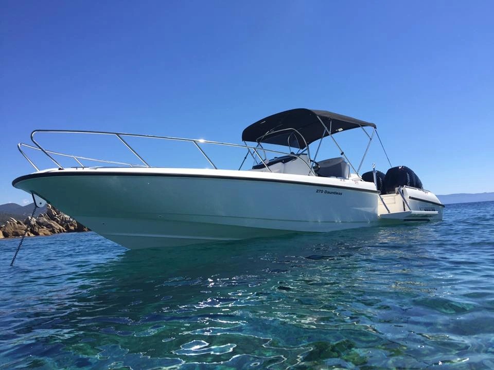 Boston Whaler 270 Dauntless 2015